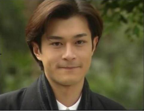 吃瓜进娱乐圈然后火了,意外走红娱乐圈的爆笑传奇